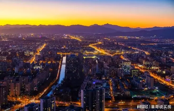 一家六口住在门头沟200多平大复式，纠结是否卖掉这套房换到海淀