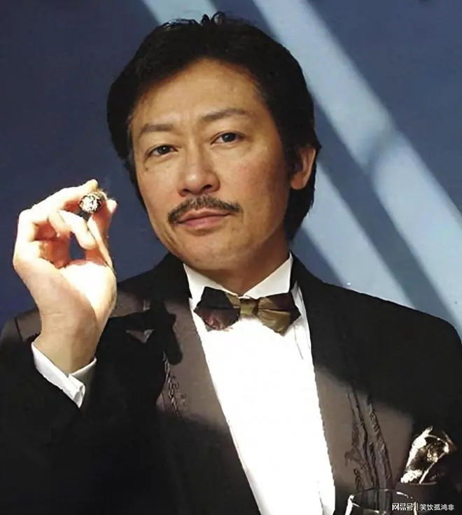 他是香港最后一位全才，女儿自杀，自己患癌，人生苦难而传奇