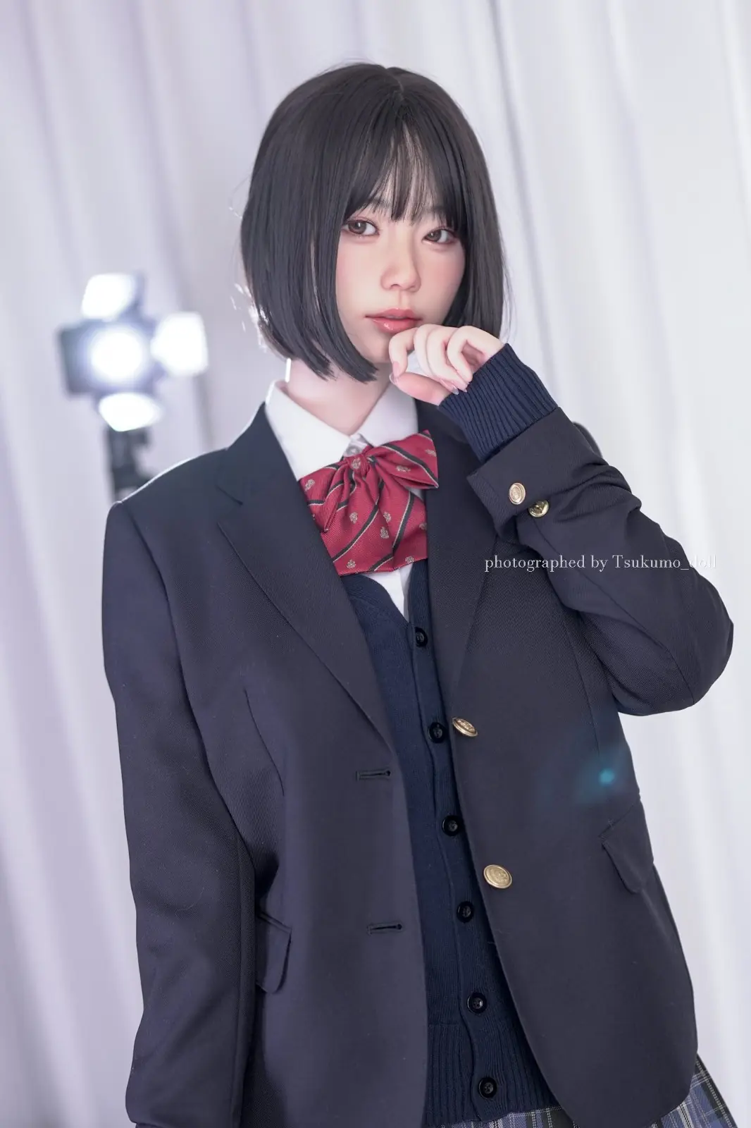 日本超写实JK美少女玩偶走红！五官精致 肌肤质感逼真