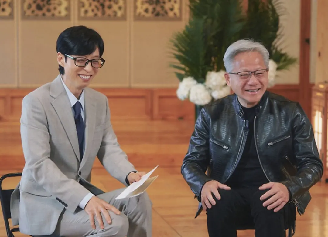 谁能拒绝会玩梗的黄仁勋！韩国综艺首秀就诞生名场面