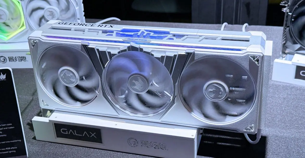 影驰公开RTX 6090概念显卡：镶嵌施华洛世奇水晶