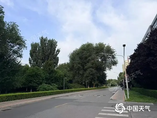 今天北京有雷阵雨 夜间局地雨强较大伴短时大风