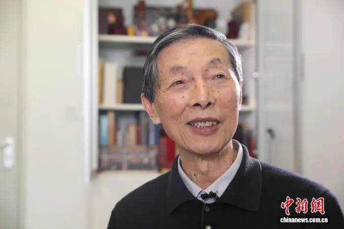 从“鸡舍”起步助中国锂电突围，一干半个世纪，这位86岁的院士获得国家最高科学技术奖