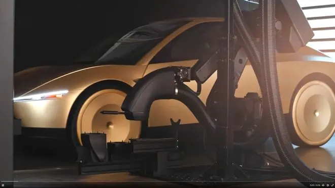 特斯拉Robotaxi枢纽清洁机器人已投入运行，配套设施逐步完善