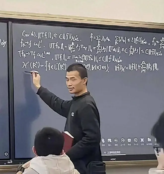 官媒亲宣，35岁韦东奕再破天花板，让王虹和整个学术圈“沉默”了