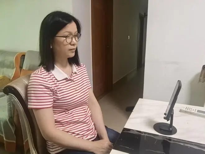 女儿女婿相继自杀后，妈妈选择直面悲剧：投身防性侵宣传，希望其他孩子别走女儿的路