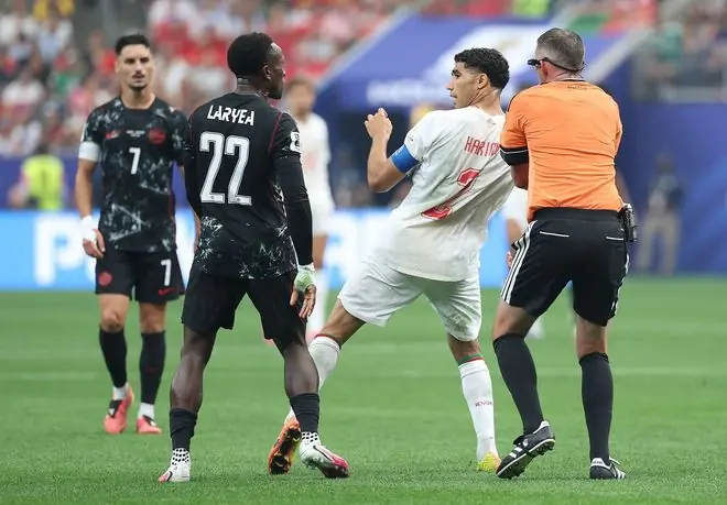 0-3！世界杯首个出局东道主诞生，1/8决赛被打回原形，韩国队可惜