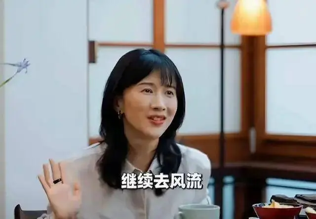 Papi酱拒喊继母“妈”：不强迫自己演大团圆，是成年人最好的体面