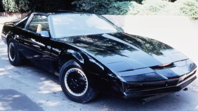 80年代神剧的邪恶原型车：这个AI兄弟差点灭了KITT