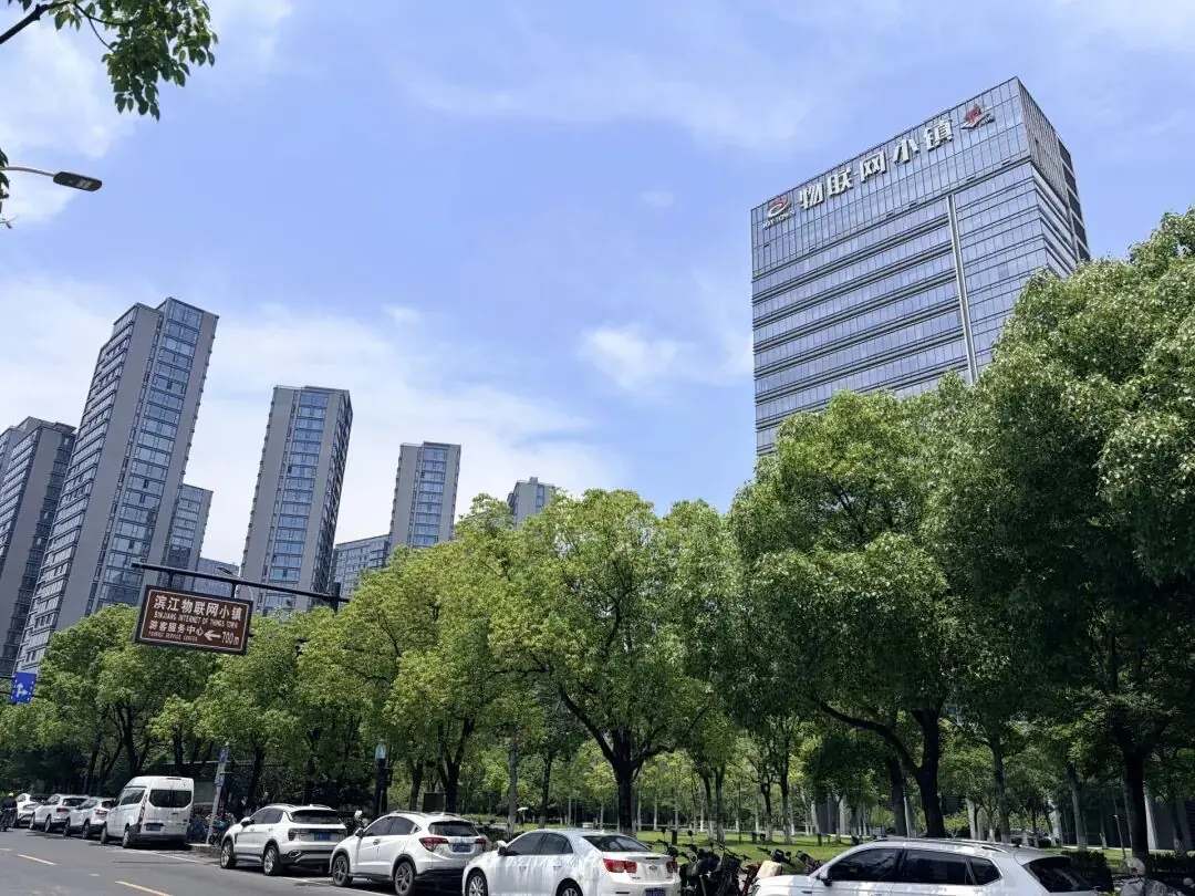 宇树科技IPO注册获批：躁动的杭州豪宅