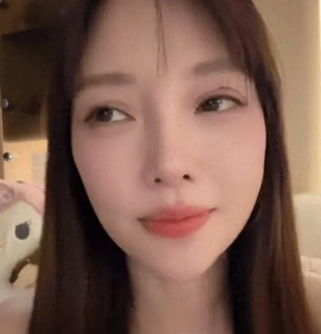 后悔了？离婚6年，李小璐深夜坦言悔不当初：当初恋爱脑 连累女儿