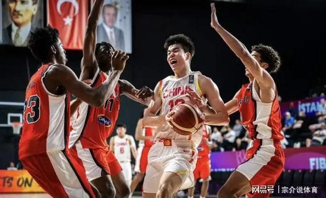 太离谱，中国篮协宣布最新决定，CBA被坑了，俱乐部欲哭无泪