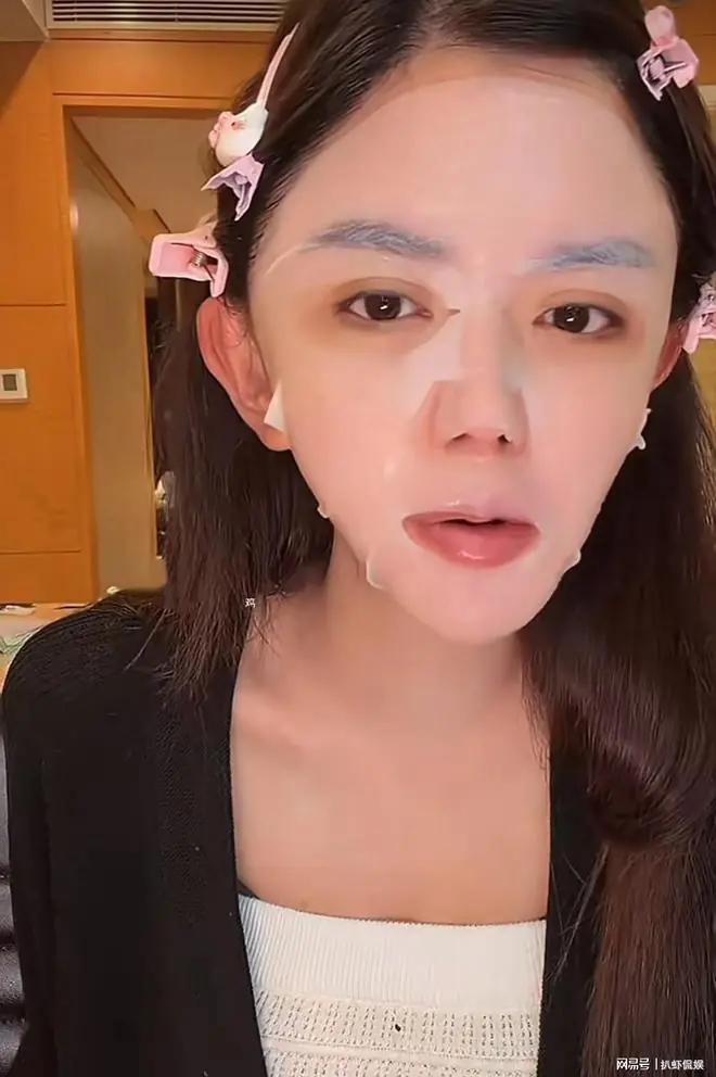 韩安冉与新男友分手，原因是性格不合，二人交往仅三个月没领证