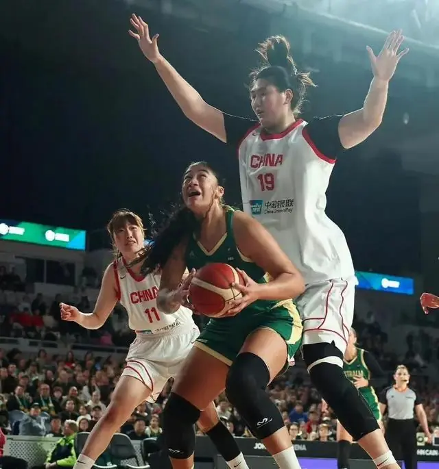 一场82-84！揪出中国女篮最大水货，表现太差了！宫鲁鸣或弃用！