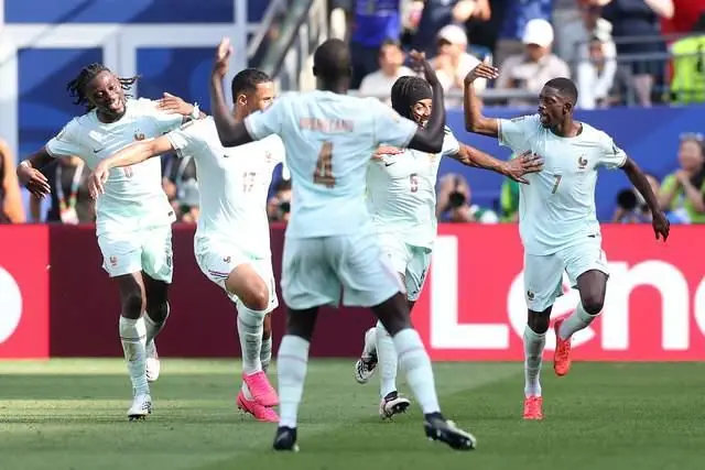 2-0！世界杯首支4强球队出炉：法国杀疯了 欧洲围剿阿根廷