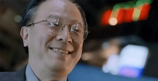 享年89岁!香港戏剧界泰斗钟景辉离世 周润发刘德华现身哀悼