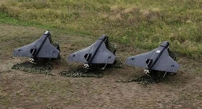 兵败如山倒！俄攻克乌东重镇，乌军防线崩溃，1.5万守军凭空消失
