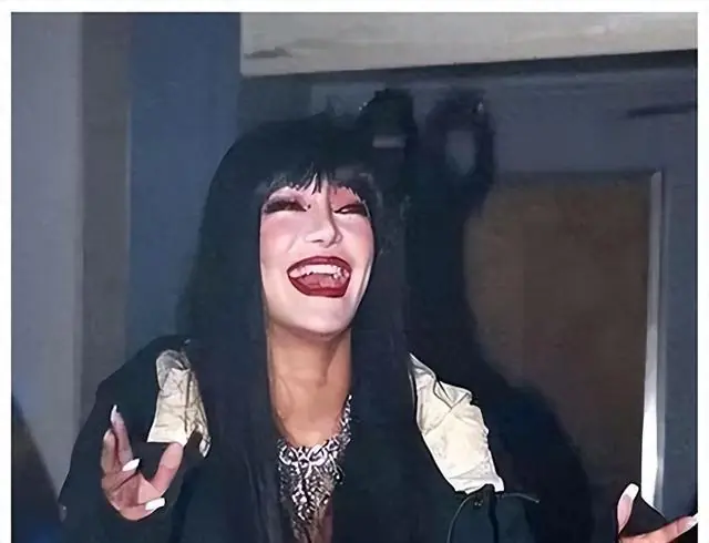 超女冠军江映蓉：过度医美后像“怪物”，全身只剩下眼珠是自己的