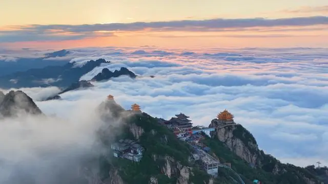 河南老君山月薪6万元招“云海观察员”：包吃包住，每天拍拍云海发发视频