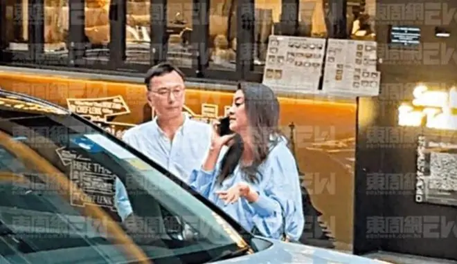 廖碧儿70岁新欢身份曝光，任上市公司董事，曾娶港姐为妻有仨子女