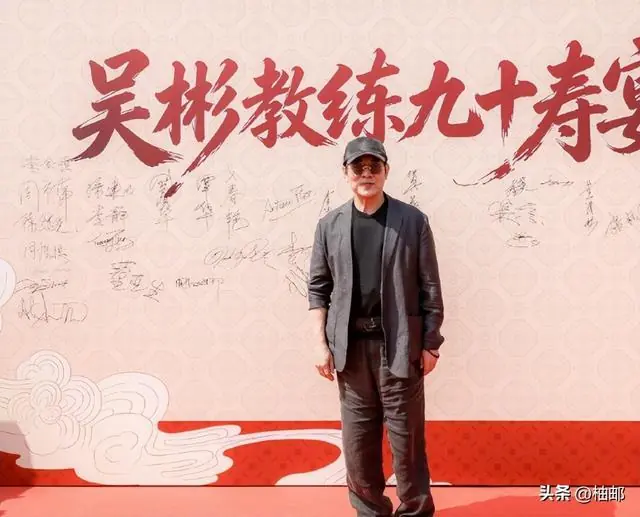 黄秋燕没想到，自己辛苦养大的女儿，竟给李连杰现妻利智做了嫁衣