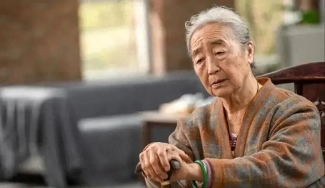 73岁老人哭诉:想去儿子家养老，儿子却对我提出了5个苛刻的条件