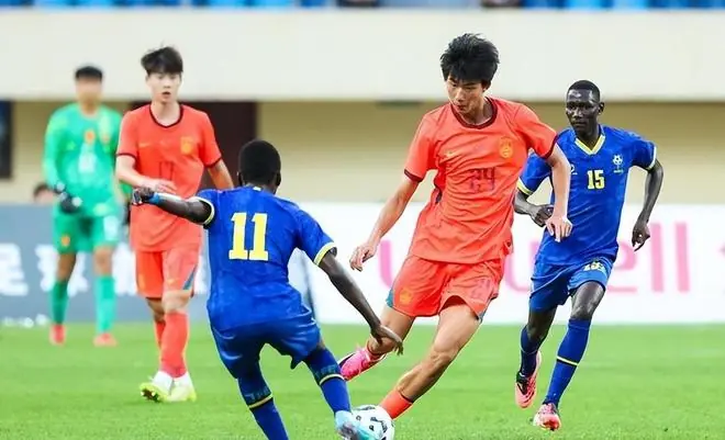 3-0到0-2！中国男足完败非洲亚军，丢掉小组榜首，世界杯出线难度反转