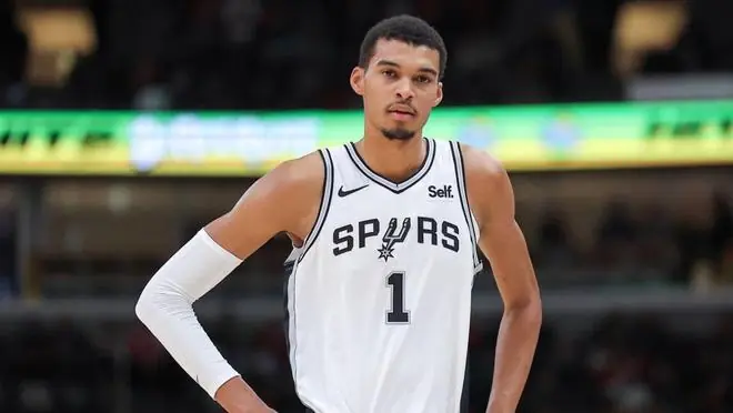 文班亚马降薪5100万引地震 NBPA：薪资制度出问题了