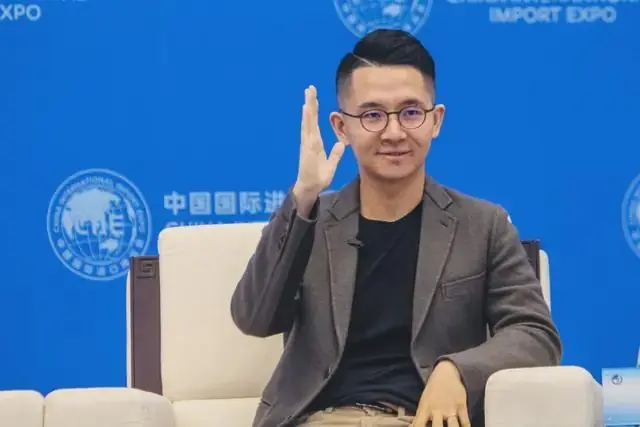 印奇入主阶跃星辰170天后，亮出AI手机底牌