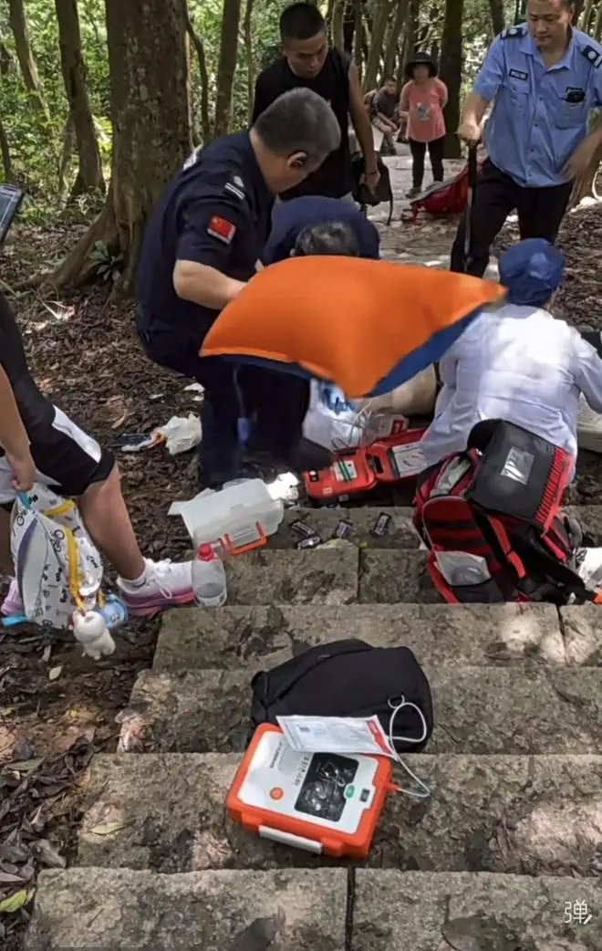 高温预警！梧桐山一游客登山突发身体不适，经抢救无效离世