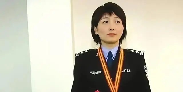 一身功勋章，半生大乌龙：浙江女神探聂海芬的人生沉浮…