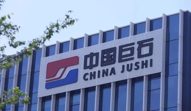 中国巨石一年涨超5倍，张毓强父子坐拥750亿身家