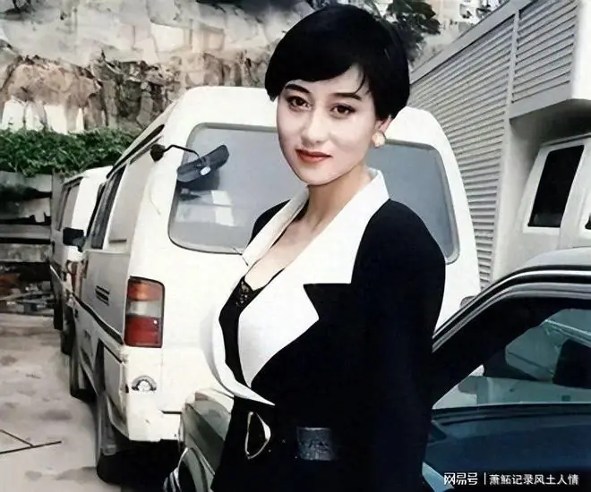 向华强揭向太老底，做手术前将隐藏资产全都告知老公，事后又要回